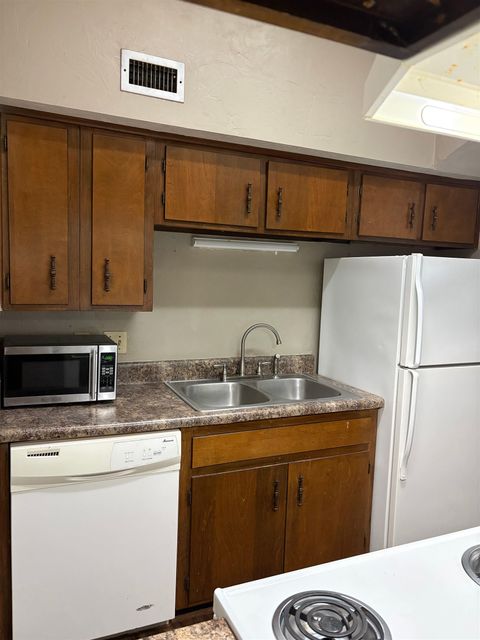 Tiny photo for 3743 DONOVAN Drive #B, Tallahassee, FL 32309 (MLS # 399205)