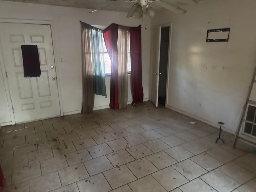 Photo of 3206 Notre Dame Street, Tallahassee, FL 32305 (MLS # 394750)