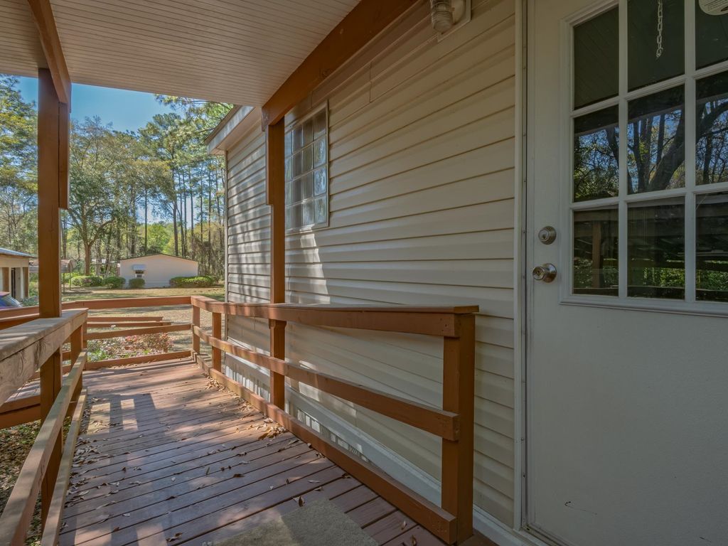 Photo of 9203 STRAWHILL Lane, Tallahassee, FL 32305 (MLS # 398136)