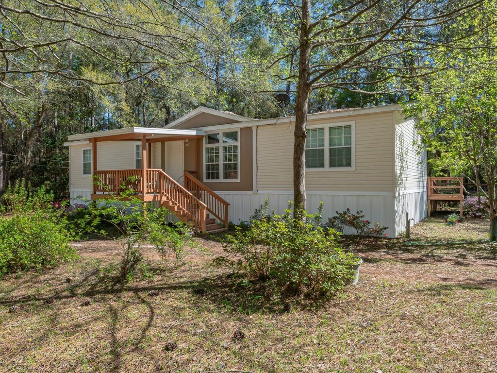 Photo of 9203 STRAWHILL Lane, Tallahassee, FL 32305 (MLS # 398136)