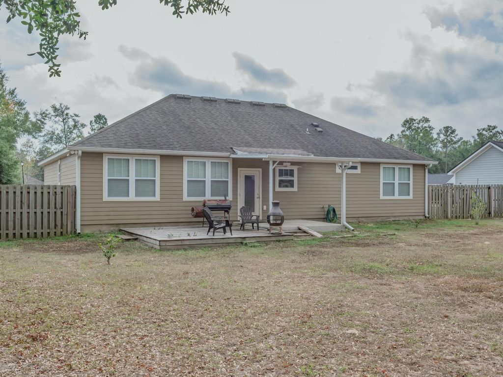 Photo of 135 Amy Lane, Crawfordville, FL 32327 (MLS # 393682)