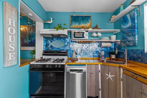 Tiny photo for 51-3 Pine Street, Carrabelle, FL 32323 (MLS # 396900)