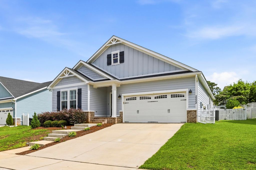 Photo of 2552 MOUNT VERNON Lane, Tallahassee, FL 32311 (MLS # 400434)
