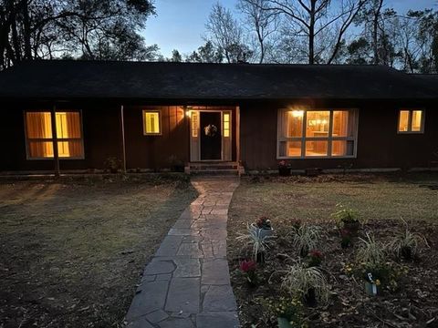 A home in TALLAHASSEE