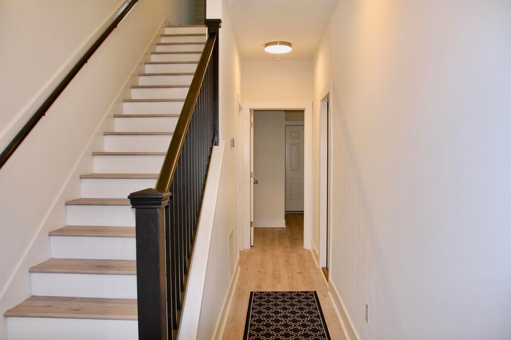 Photo of 1577 Metropolitan Boulevard #1, Tallahassee, FL 32308 (MLS # 385522)