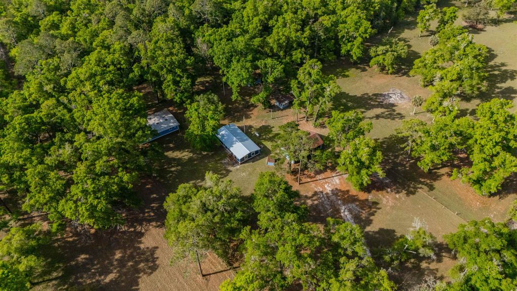 Photo of 4025 Coastal Highway, Crawfordville, FL 32327 (MLS # 386019)