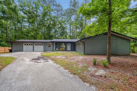 A home in TALLAHASSEE