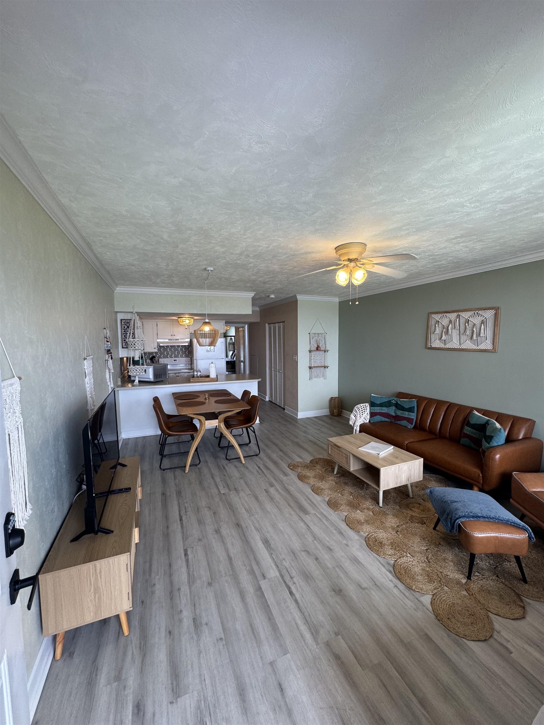 19 Mashes Sands Road F12