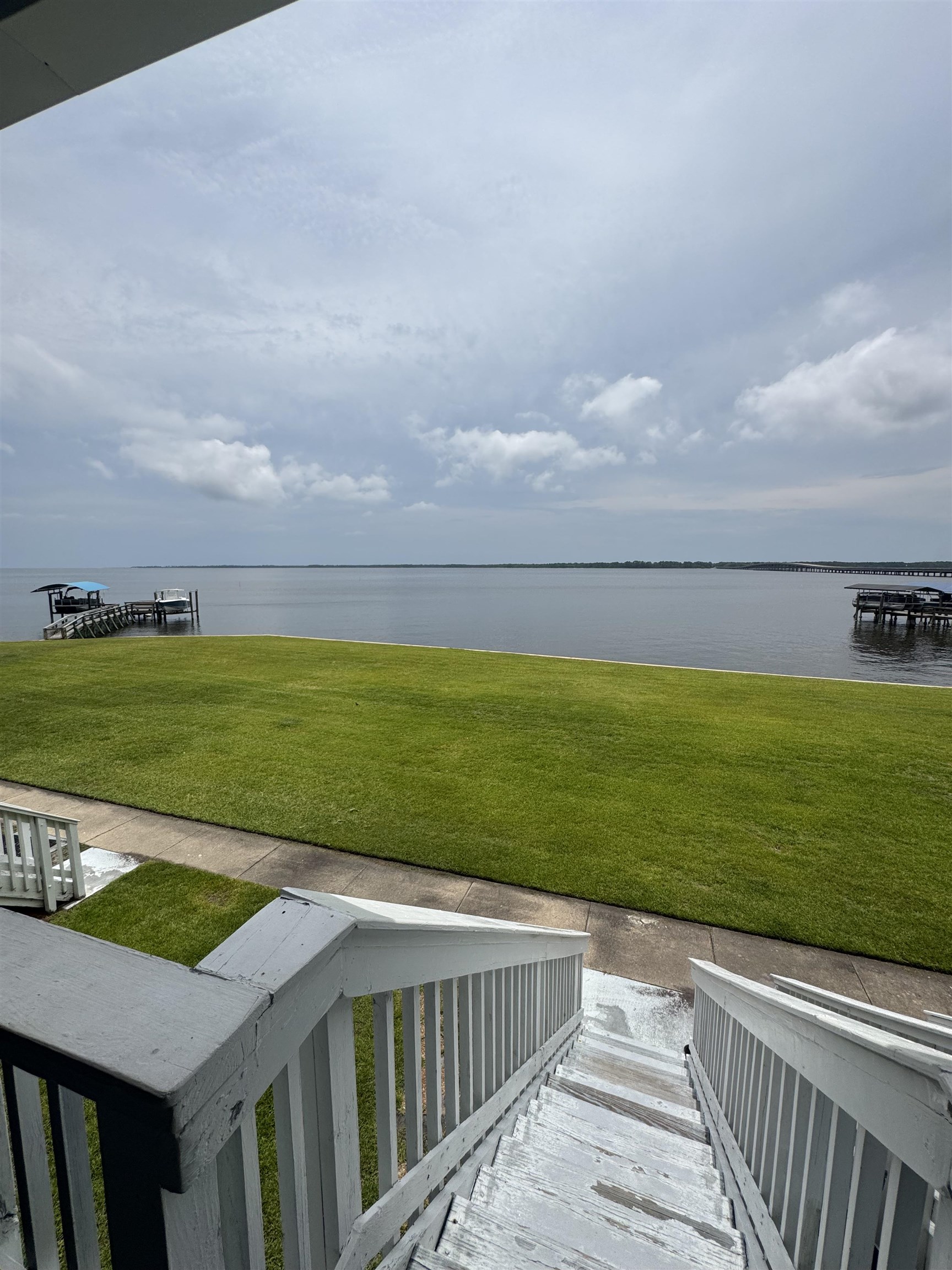 19 Mashes Sands Road F12