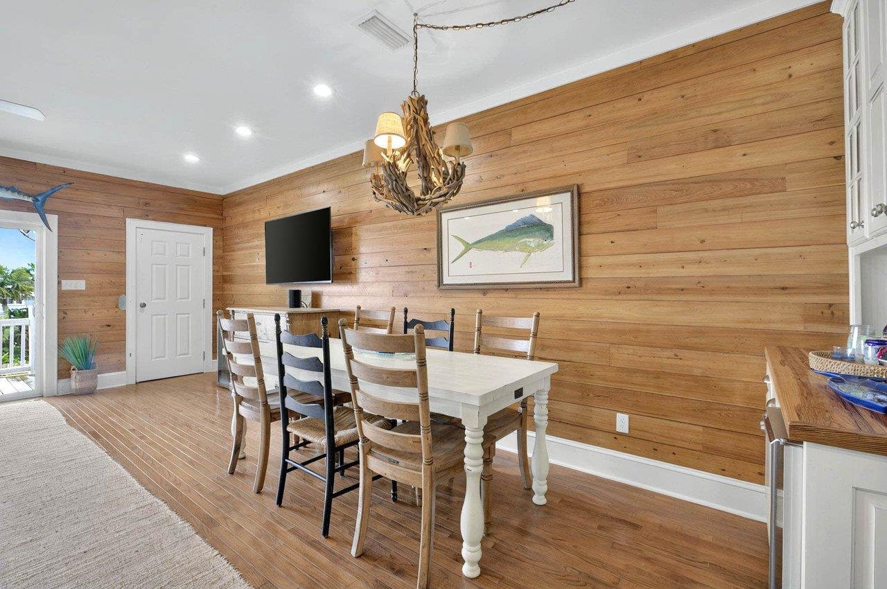 1650 Alligator Drive 407