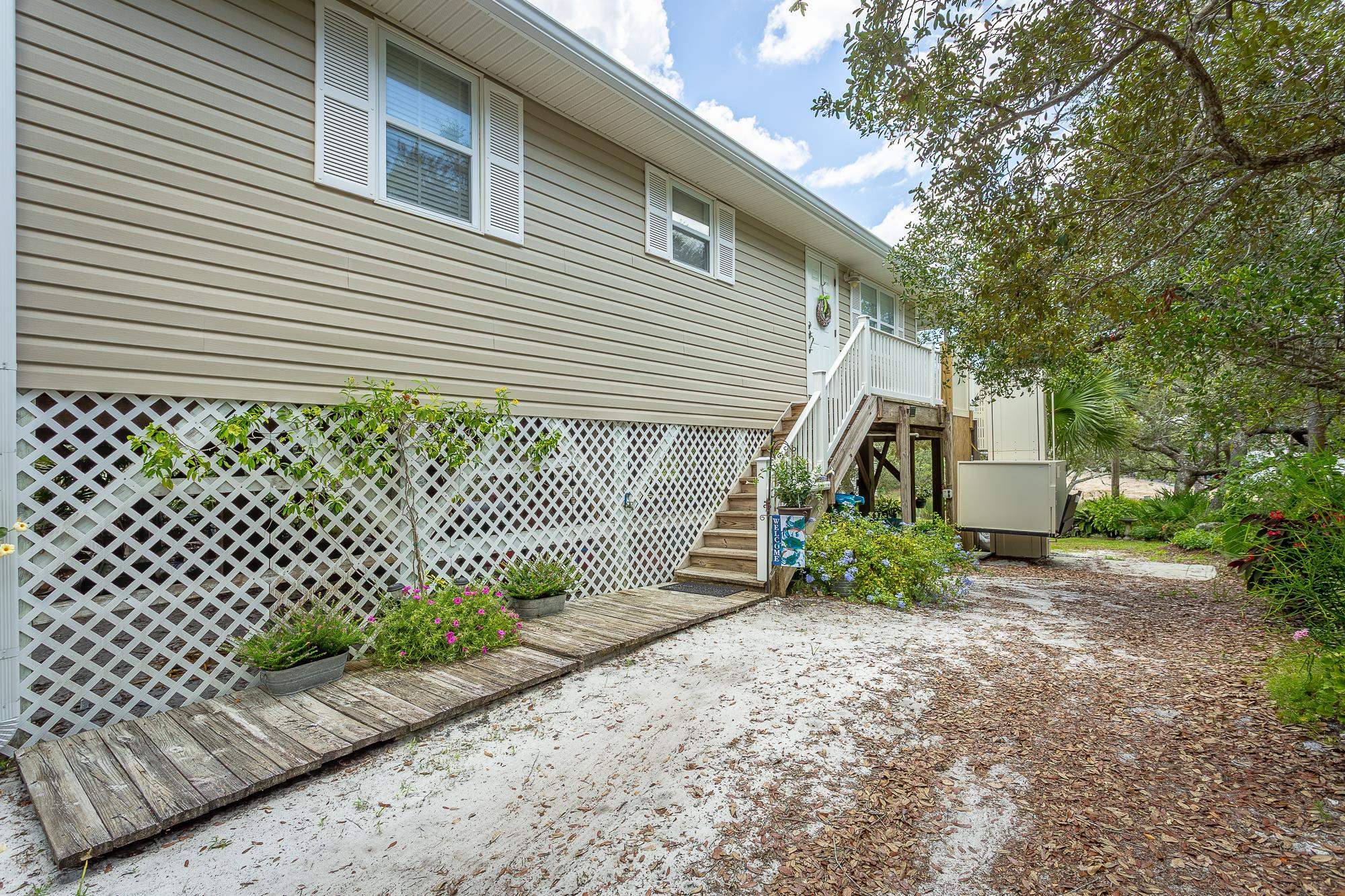 1301 Angus Morrison Road