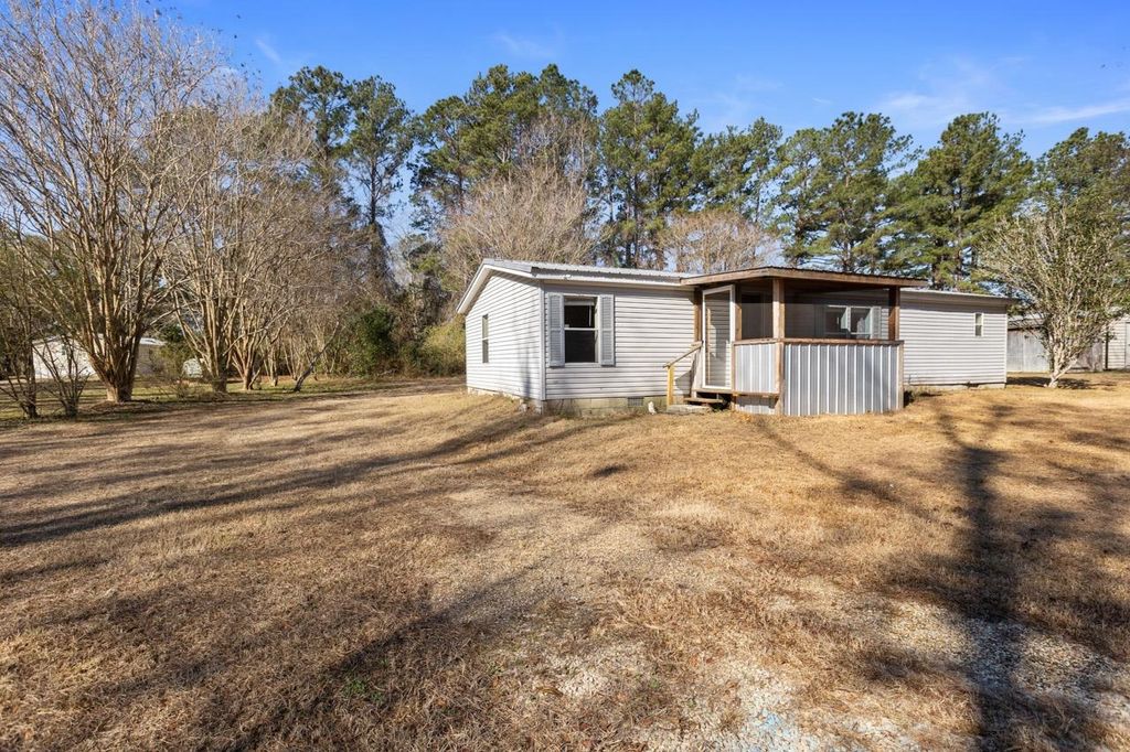 Photo of 290 Parkway Pines Ct. Blvd, Monticello, FL 32344 (MLS # 396232)