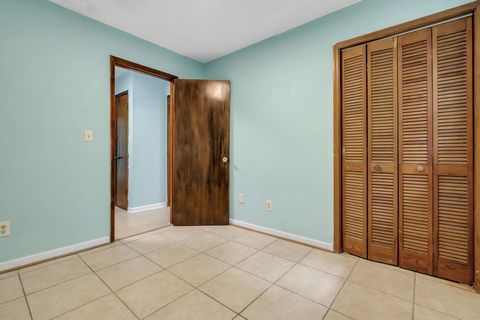 Tiny photo for 1208 Cross Creek Way #1, Tallahassee, FL 32301 (MLS # 399253)