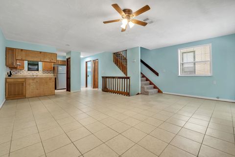 Tiny photo for 1208 Cross Creek Way #1, Tallahassee, FL 32301 (MLS # 399253)