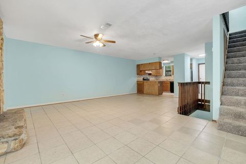Tiny photo for 1208 Cross Creek Way #1, Tallahassee, FL 32301 (MLS # 399253)