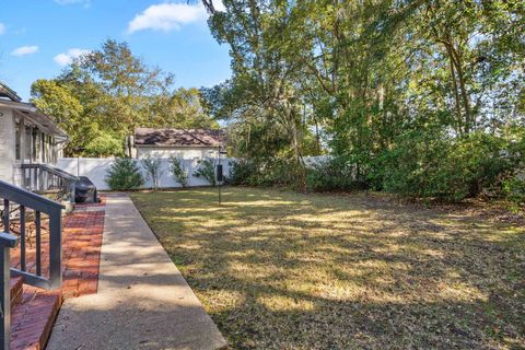 Tiny photo for 1553 FERNANDO Drive, Tallahassee, FL 32303 (MLS # 394887)