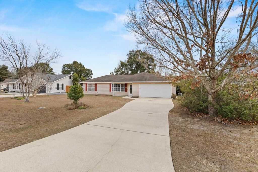 Photo of 31 Stevens Drive, Midway, FL 32343 (MLS # 395306)
