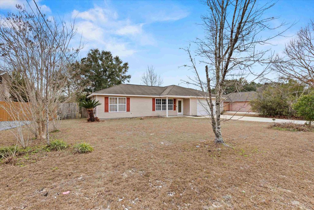 Photo of 31 Stevens Drive, Midway, FL 32343 (MLS # 395306)
