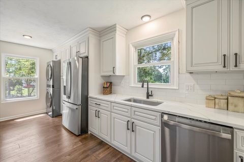 Tiny photo for 3109 Shamrock Street, Tallahassee, FL 32309 (MLS # 391527)
