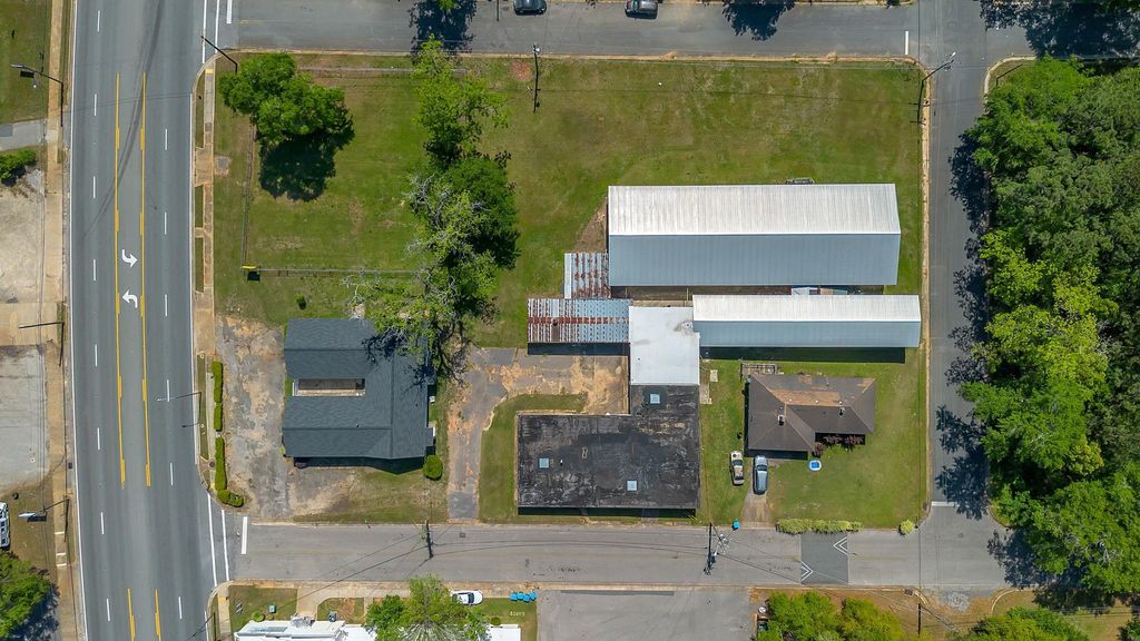 Photo of 405 E JEFFERSON Street, Quincy, FL 32351 (MLS # 398999)