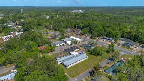 Tiny photo for 405 E JEFFERSON Street, Quincy, FL 32351 (MLS # 398999)