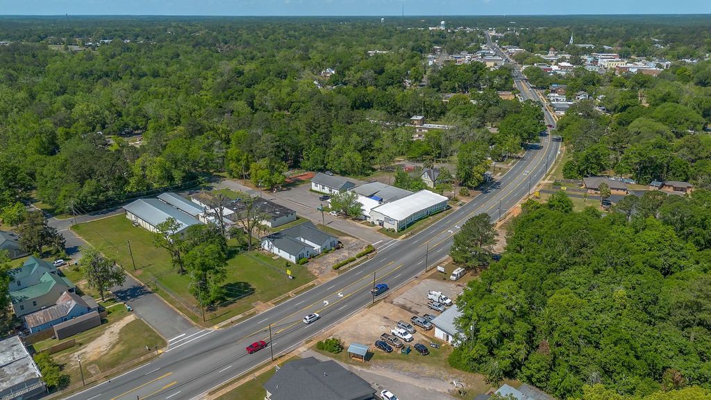 Photo of 405 E JEFFERSON Street, Quincy, FL 32351 (MLS # 398999)