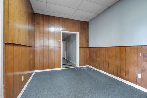 Tiny photo for 405 E JEFFERSON Street, Quincy, FL 32351 (MLS # 398999)