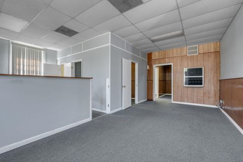 Tiny photo for 405 E JEFFERSON Street, Quincy, FL 32351 (MLS # 398999)