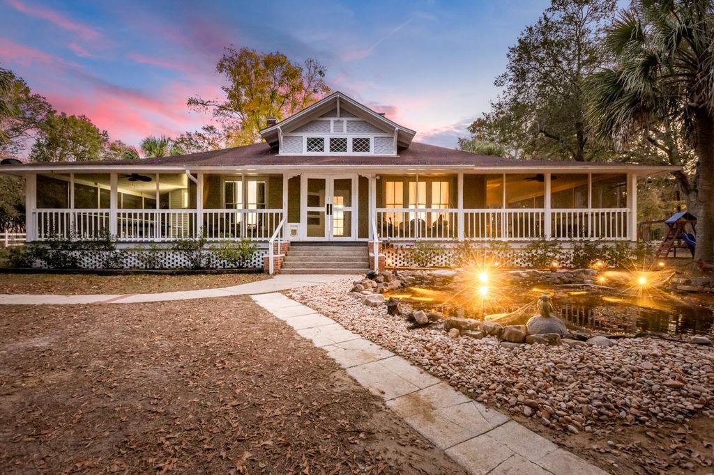 Photo of 79 Lakeside Road, Monticello, FL 32344 (MLS # 393549)