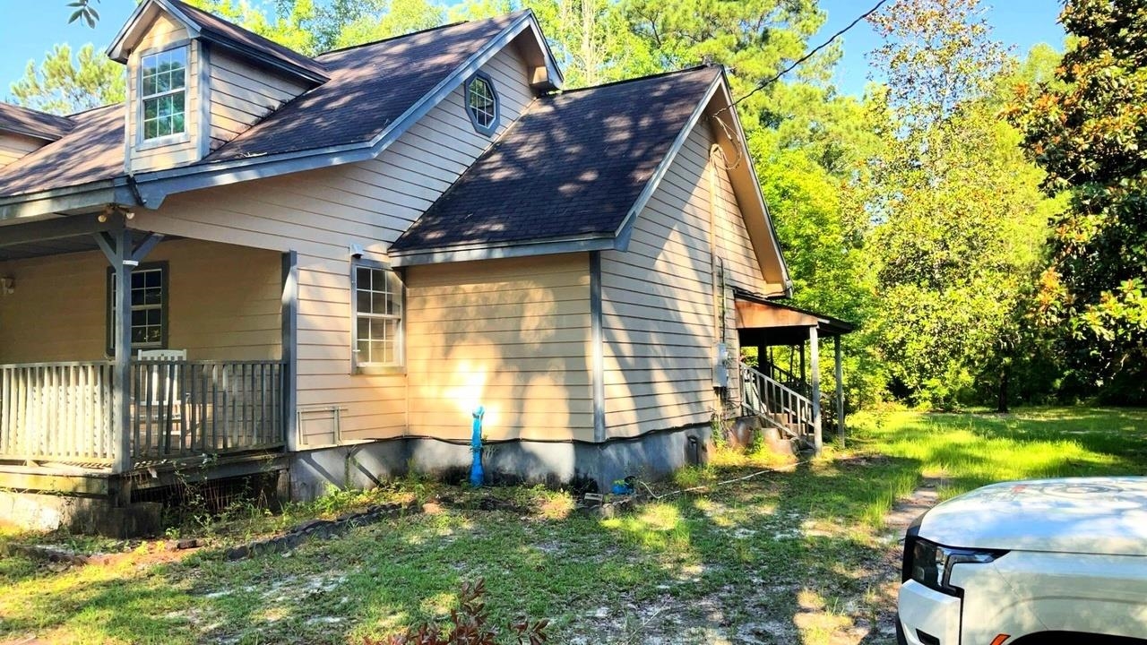 137 Adams Way