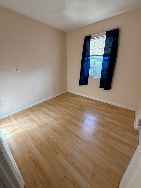 Tiny photo for 4593 Autumn Woods Way, Tallahassee, FL 32303 (MLS # 394863)