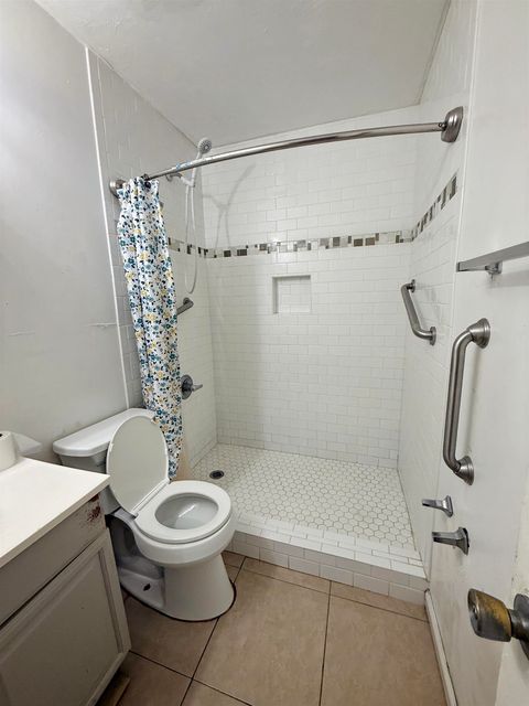 Tiny photo for 4593 Autumn Woods Way, Tallahassee, FL 32303 (MLS # 394863)