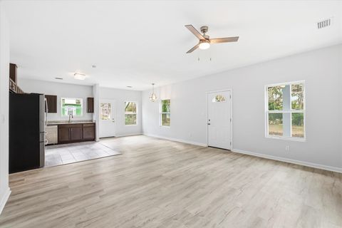 Tiny photo for 2119 Wakulla Street, Tallahassee, FL 32310 (MLS # 394777)