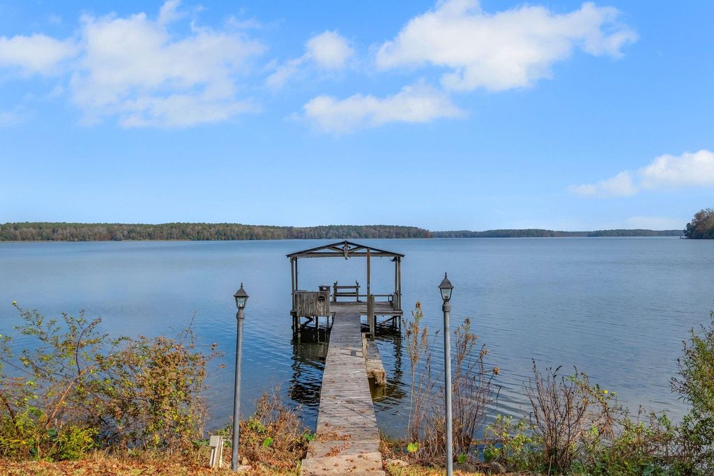 Photo of 1990 Lakepoint Lane, Tallahassee, FL 32310 (MLS # 393614)