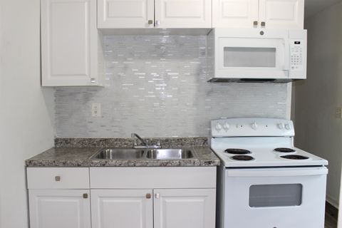 Tiny photo for 824 Golden Street #A & B, Tallahassee, FL 32304 (MLS # 397927)