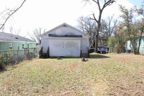 Tiny photo for 824 Golden Street #A & B, Tallahassee, FL 32304 (MLS # 397927)