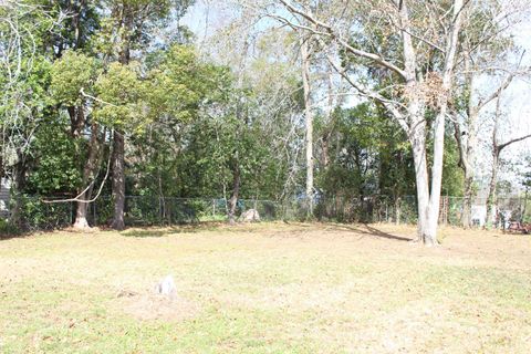 Tiny photo for 824 Golden Street #A & B, Tallahassee, FL 32304 (MLS # 397927)