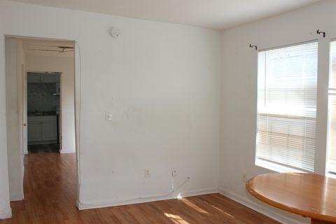 Tiny photo for 824 Golden Street #A & B, Tallahassee, FL 32304 (MLS # 397927)