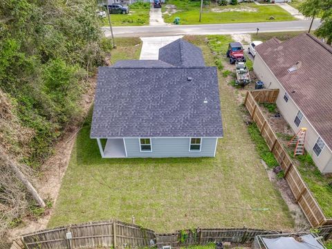 Tiny photo for 56 Dustin Lane, Crawfordville, FL 32327 (MLS # 396999)