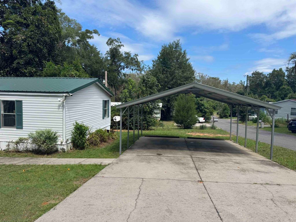 Photo of 5286 Key Deer Drive, Tallahassee, FL 32304 (MLS # 390993)
