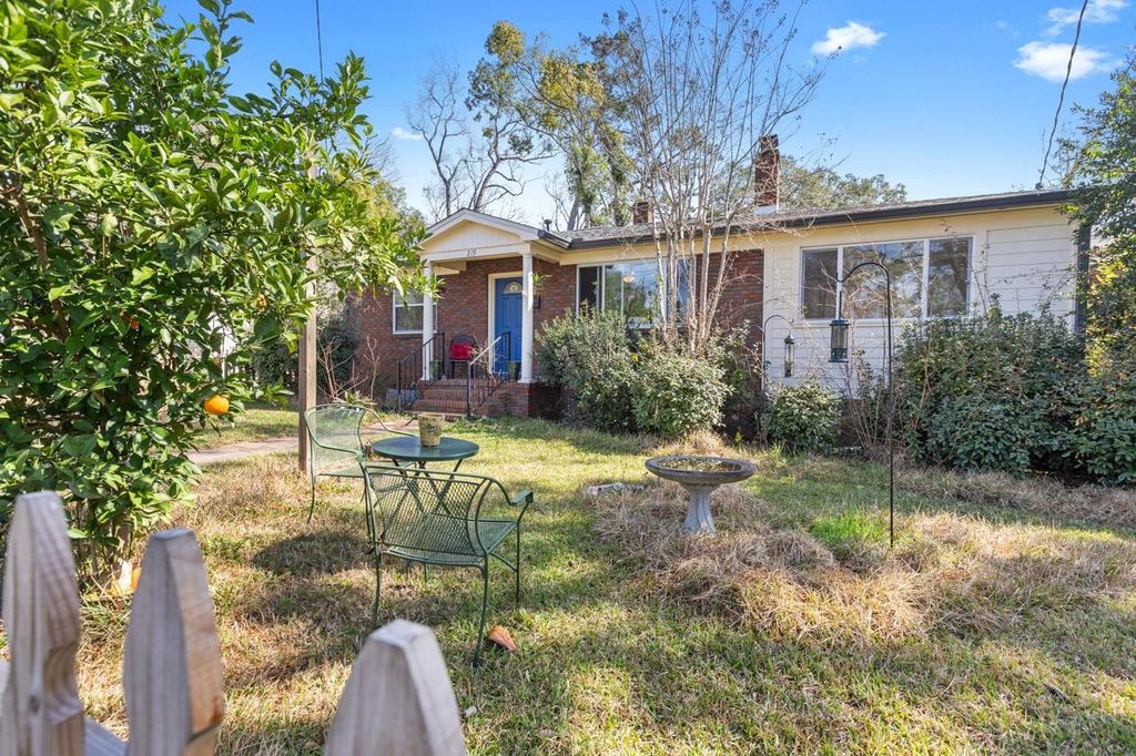 Photo of 219 Britt Street, Tallahassee, FL 32301 (MLS # 399489)
