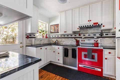 Tiny photo for 219 Britt Street, Tallahassee, FL 32301 (MLS # 399489)