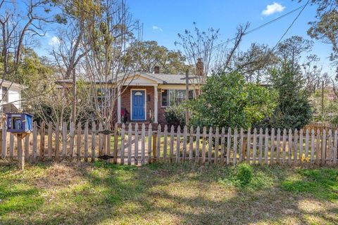 Tiny photo for 219 Britt Street, Tallahassee, FL 32301 (MLS # 399489)