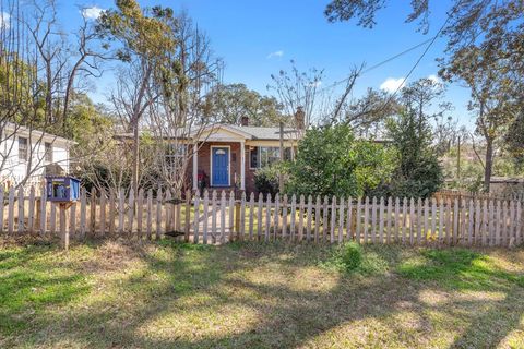 Tiny photo for 219 Britt Street, Tallahassee, FL 32301 (MLS # 399489)
