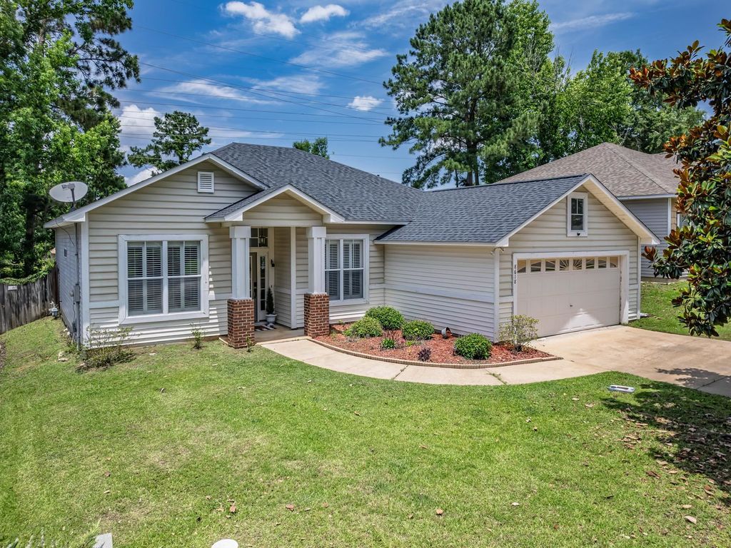Photo of 8618 Milford Court, Tallahassee, FL 32312 (MLS # 397745)