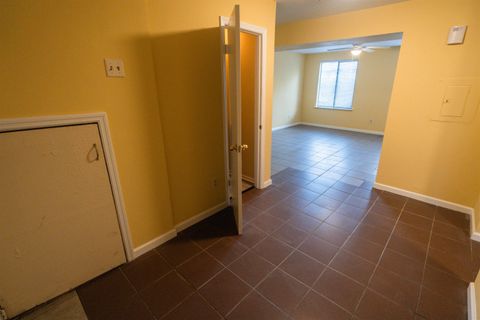 Tiny photo for 1900 Holmes Street #B, Tallahassee, FL 32310 (MLS # 393936)