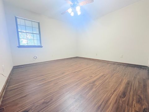 Tiny photo for 2072 Pats Place, Tallahassee, FL 32308 (MLS # 399500)