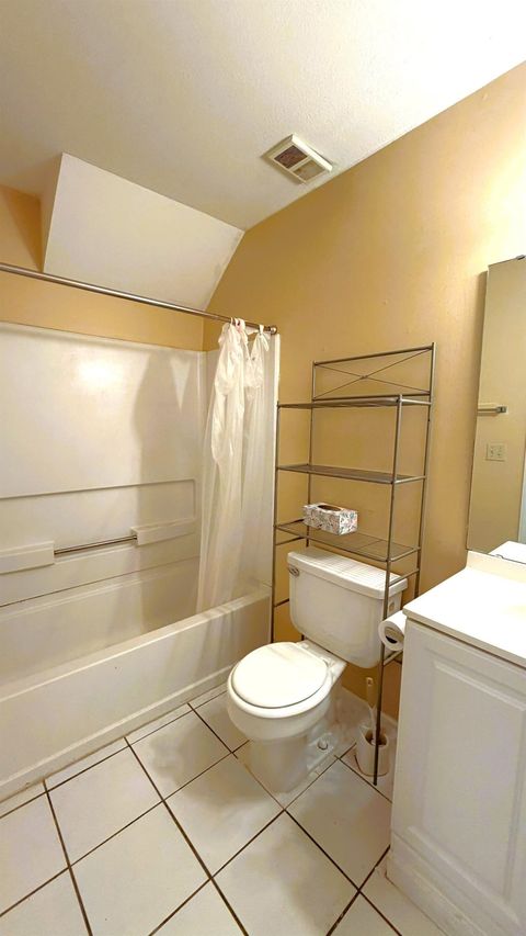 Tiny photo for 2173 Timberwood Circle, Tallahassee, FL 32304 (MLS # 400181)