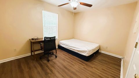 Tiny photo for 2173 Timberwood Circle, Tallahassee, FL 32304 (MLS # 400181)