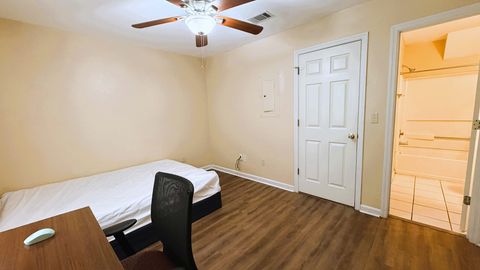 Tiny photo for 2173 Timberwood Circle, Tallahassee, FL 32304 (MLS # 400181)